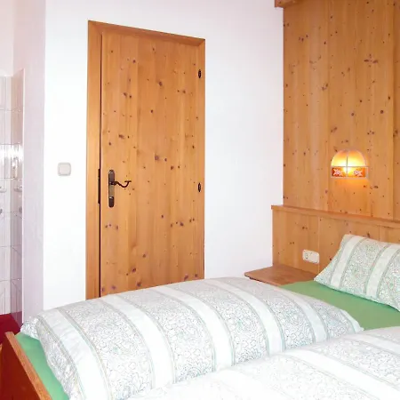 Kainer By Interhome * 齐勒谷地施特拉斯