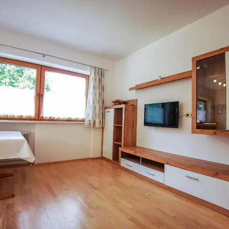 Kainer By Interhome * 齐勒谷地施特拉斯