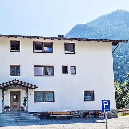 Kainer By Interhome 度假居 齐勒谷地施特拉斯